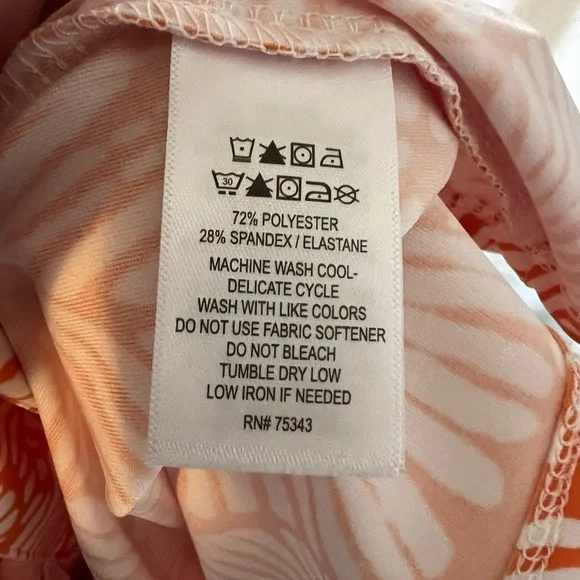 Tommy Bahamas Golf Women's Sz Lg Full Zip Activewear Jacket w/ Zip Pockets - Picture 3 of 6